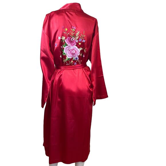 Blloomingdale's Red Floral Embroidered on Back Satin Kimono Robe One Size - Picture 2 of 10